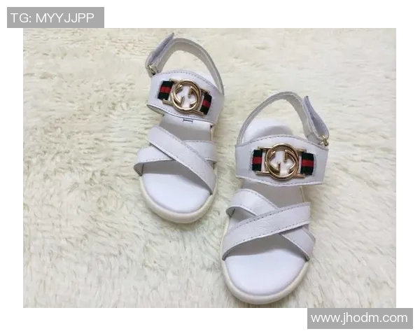 可爱Q版足球明星鞋子设计灵感大揭秘让你成为球场上的时尚焦点 可爱Q版足球明星鞋子设计灵感大揭秘让你成为球场上的时尚焦点